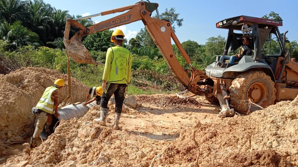 FELDA Kerteh drainage pipe installation